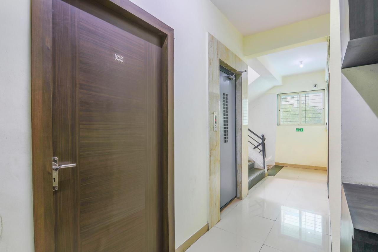 Fabexpress Nalanda Service Apartment Мумбаї Екстер'єр фото